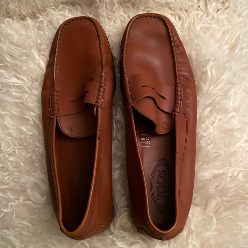 Upcycle opportunity Tod’s brown penny loafer men’s size 12